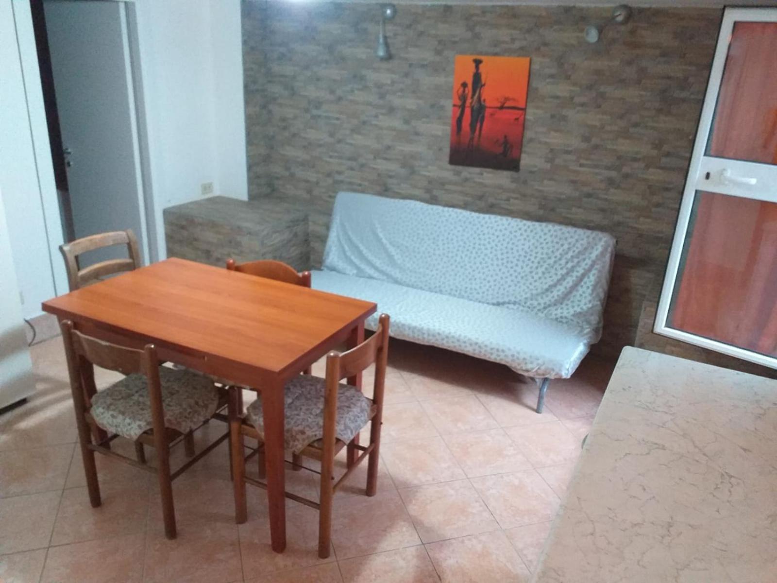 Apartamento Garden Basement - Seminterrato Max 4 Ospiti - Fiumicino Vicino Aeroporto E Fiera Exterior foto